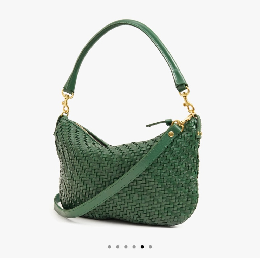 Clare V. Petit Moyen in Evergreen